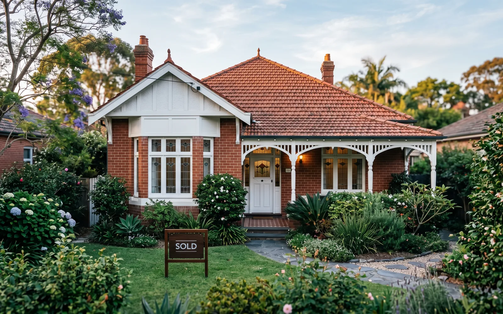 Residential property and streetscape in Coogee, Sydney